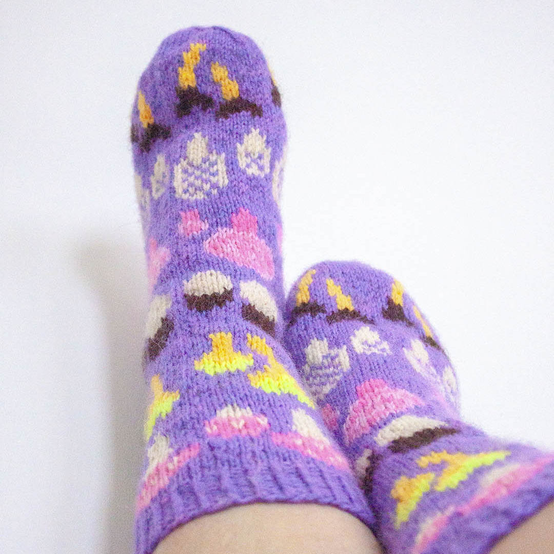 Sienikorissa sukat DK & Fingering