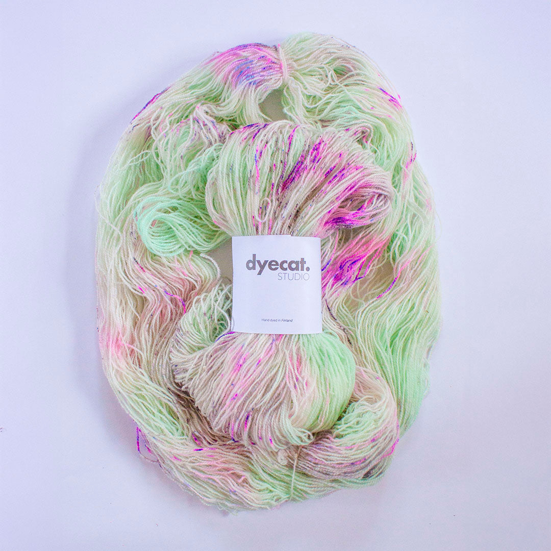 Sukka Fingering, speckle