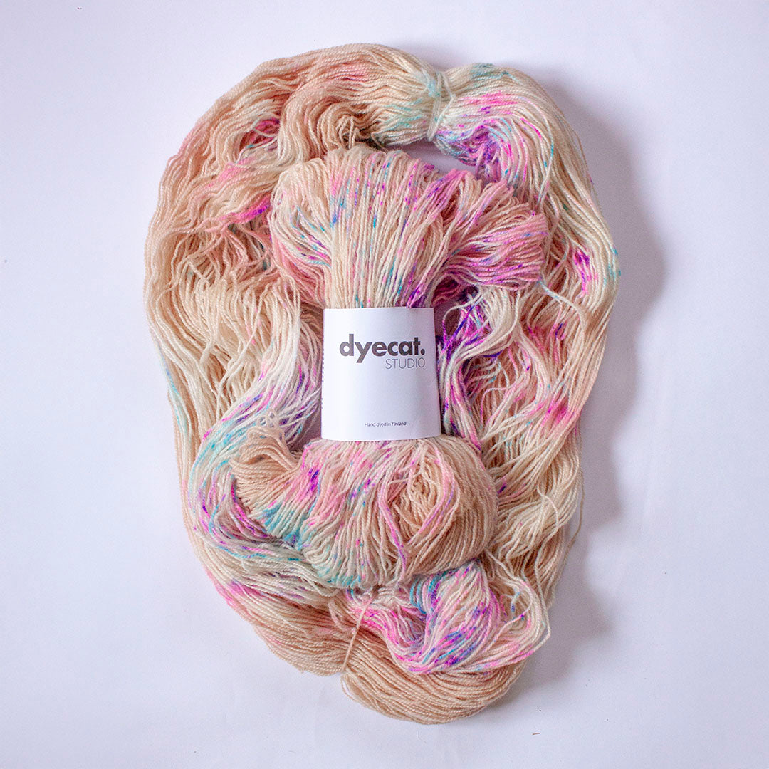 Sukka Fingering, speckle