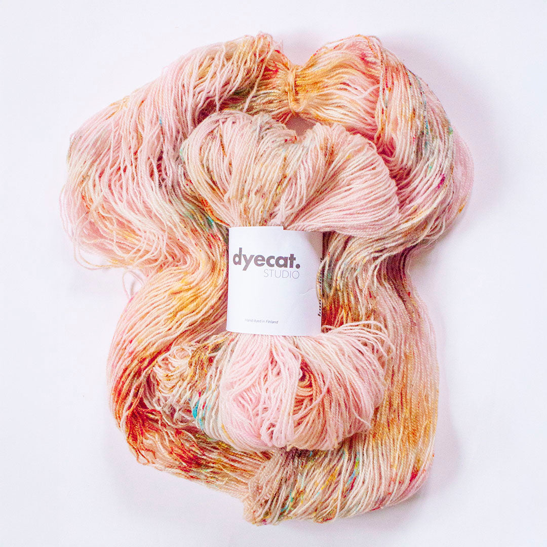 Sukka Fingering, speckle